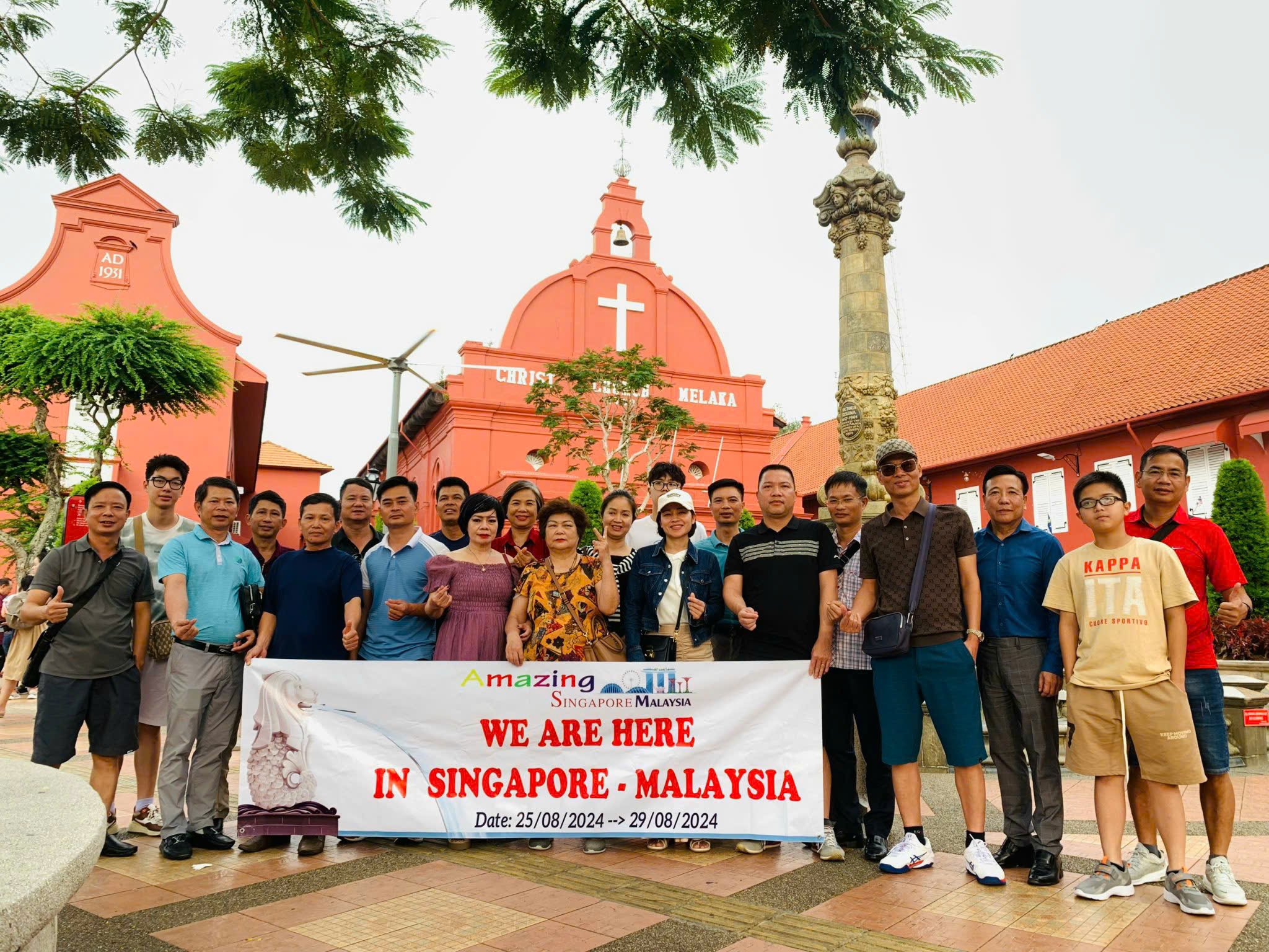 Tour Châu Âu 11 nước