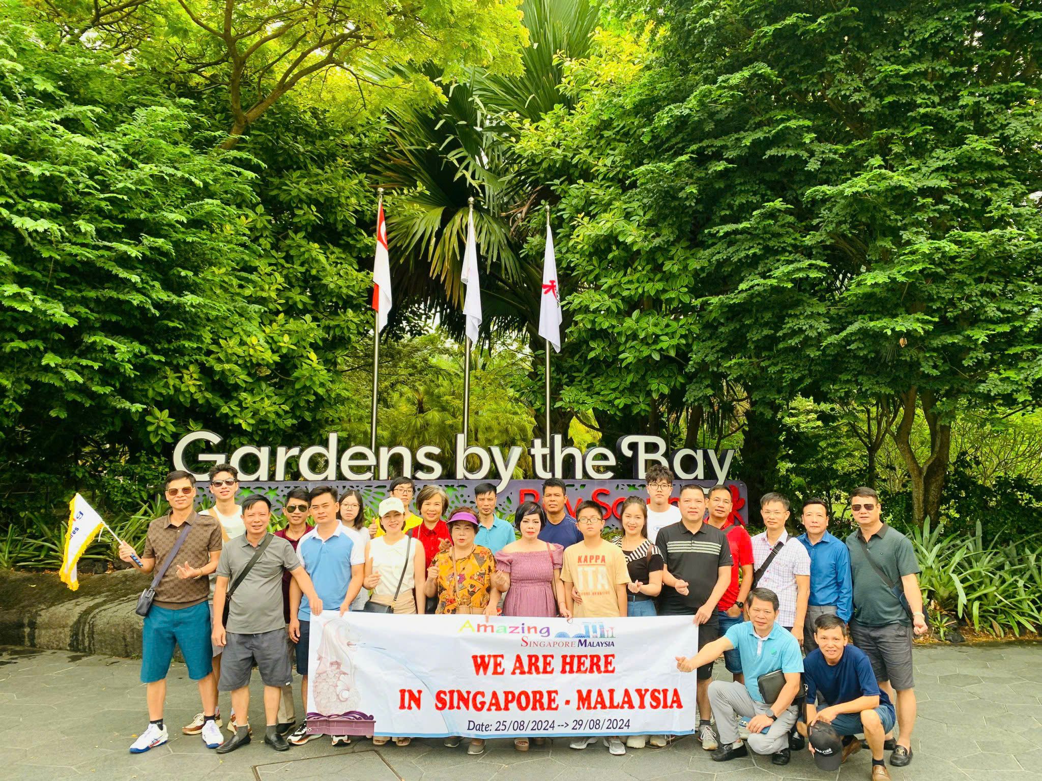 Tour Châu Âu 11 nước