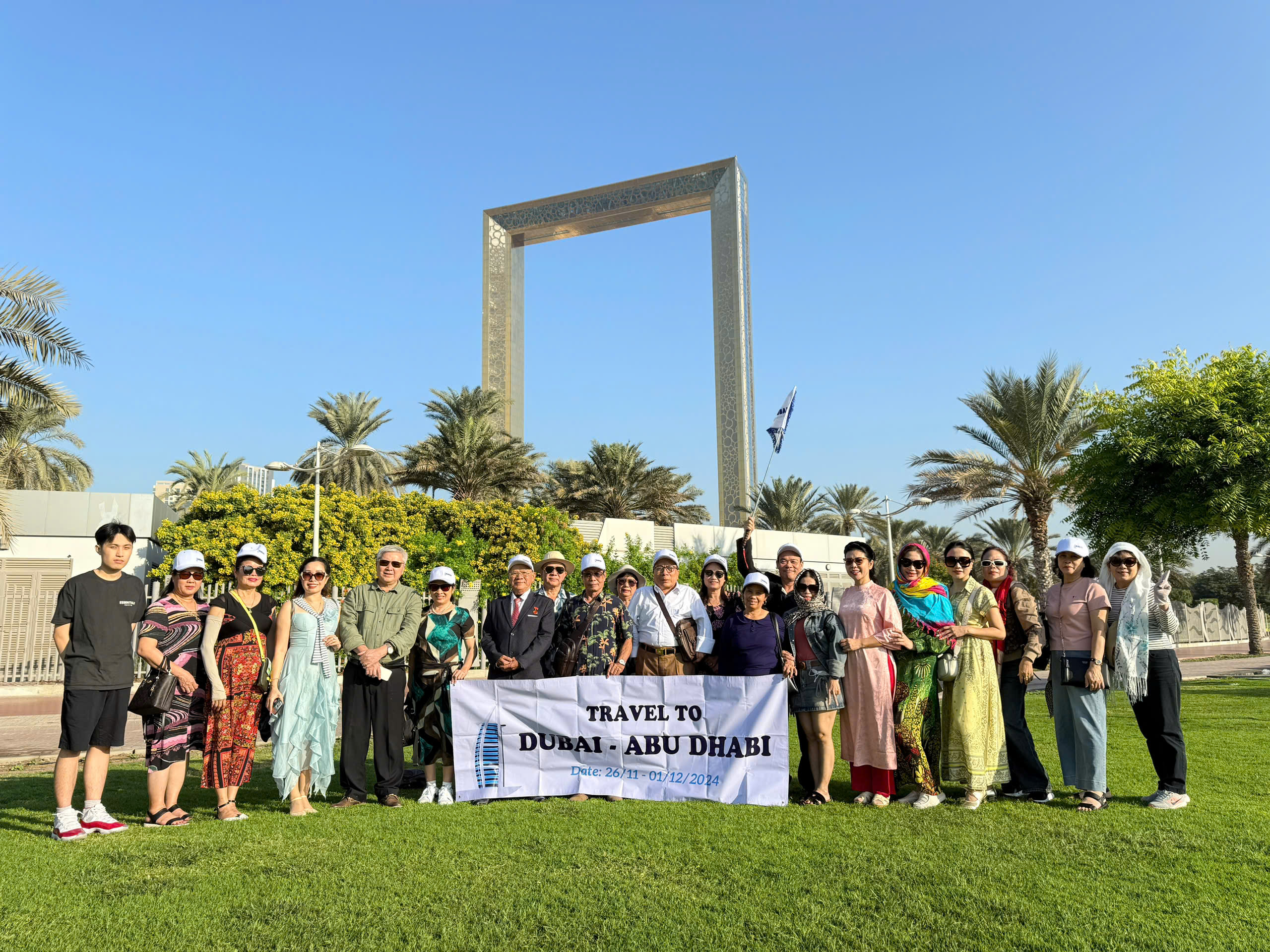 Tour VIP Dubai Khởi Hành 15/02/2025