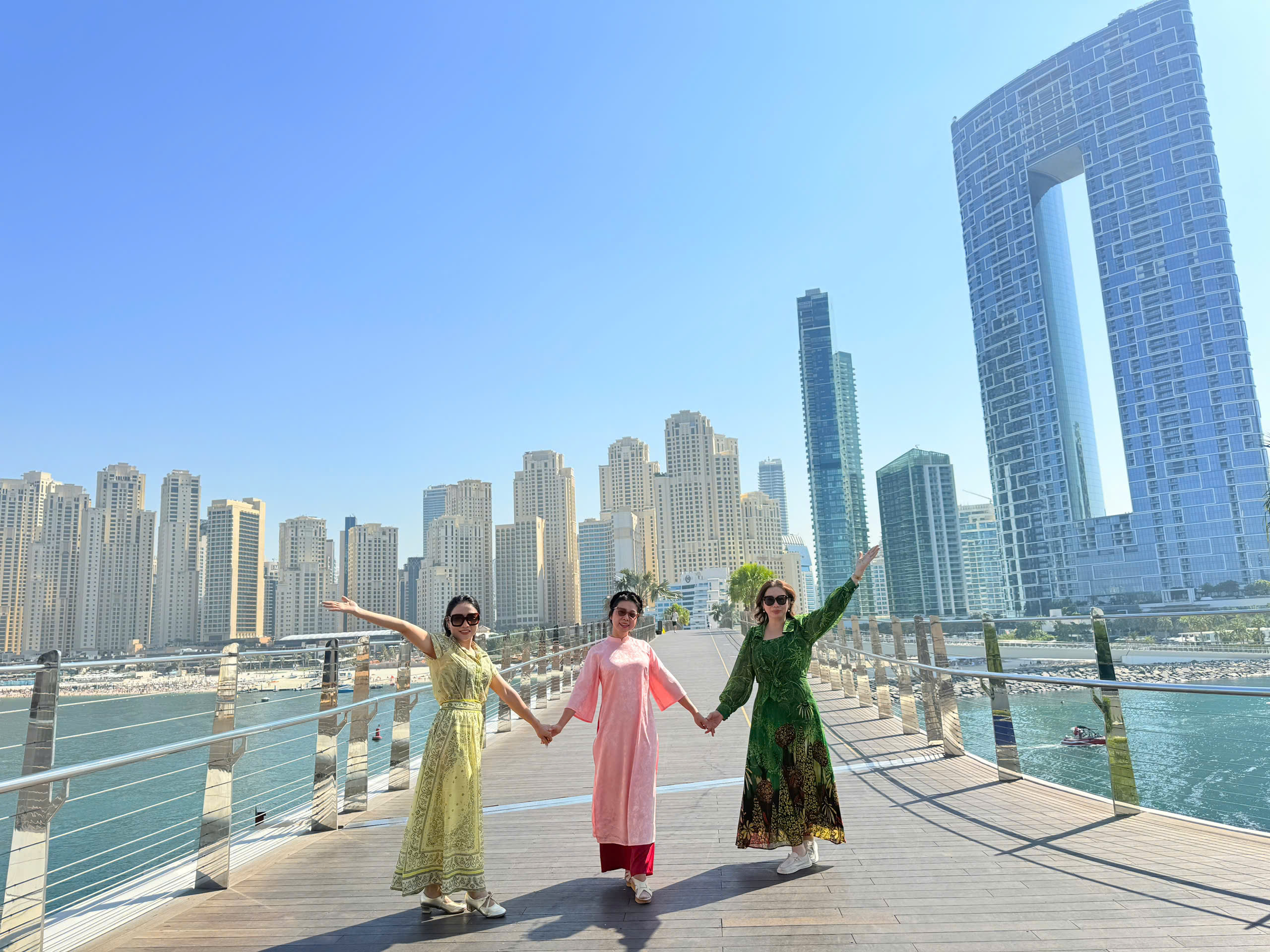 Tour VIP Dubai Khởi Hành 15/02/2025