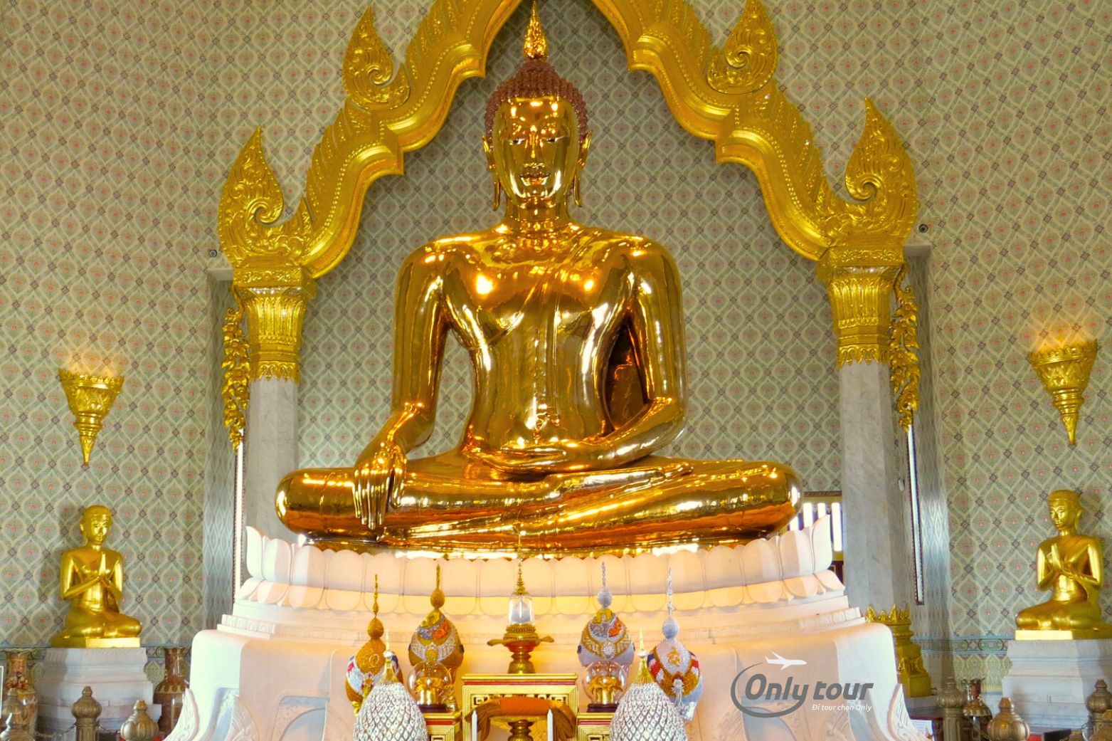 Tượng phật Vàng nặng 5,5 tấn tại Bangkok