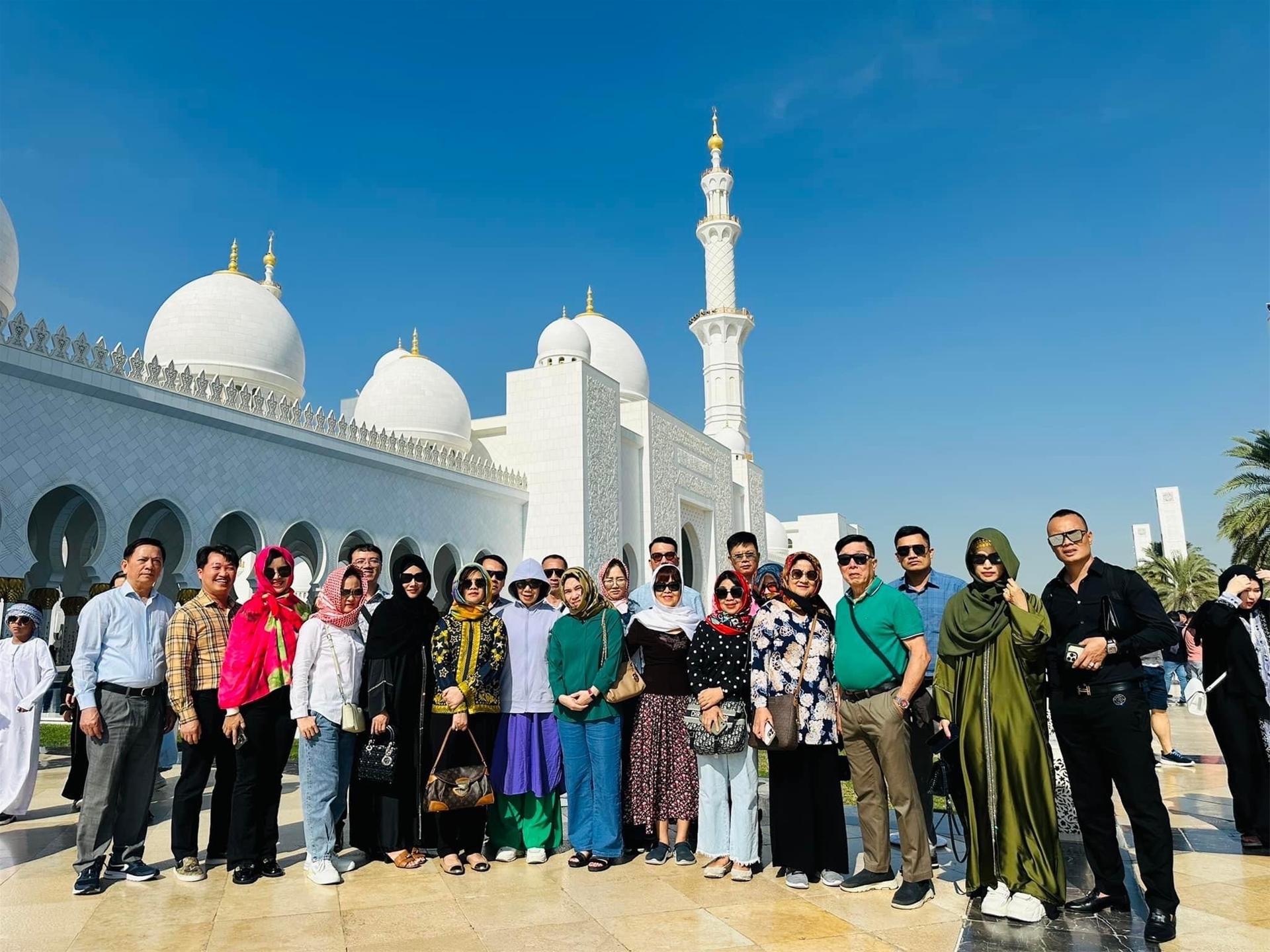 Tour Du Lịch Dubai - Abu Dhabi 6 Ngày 5 Đêm bay Emirates