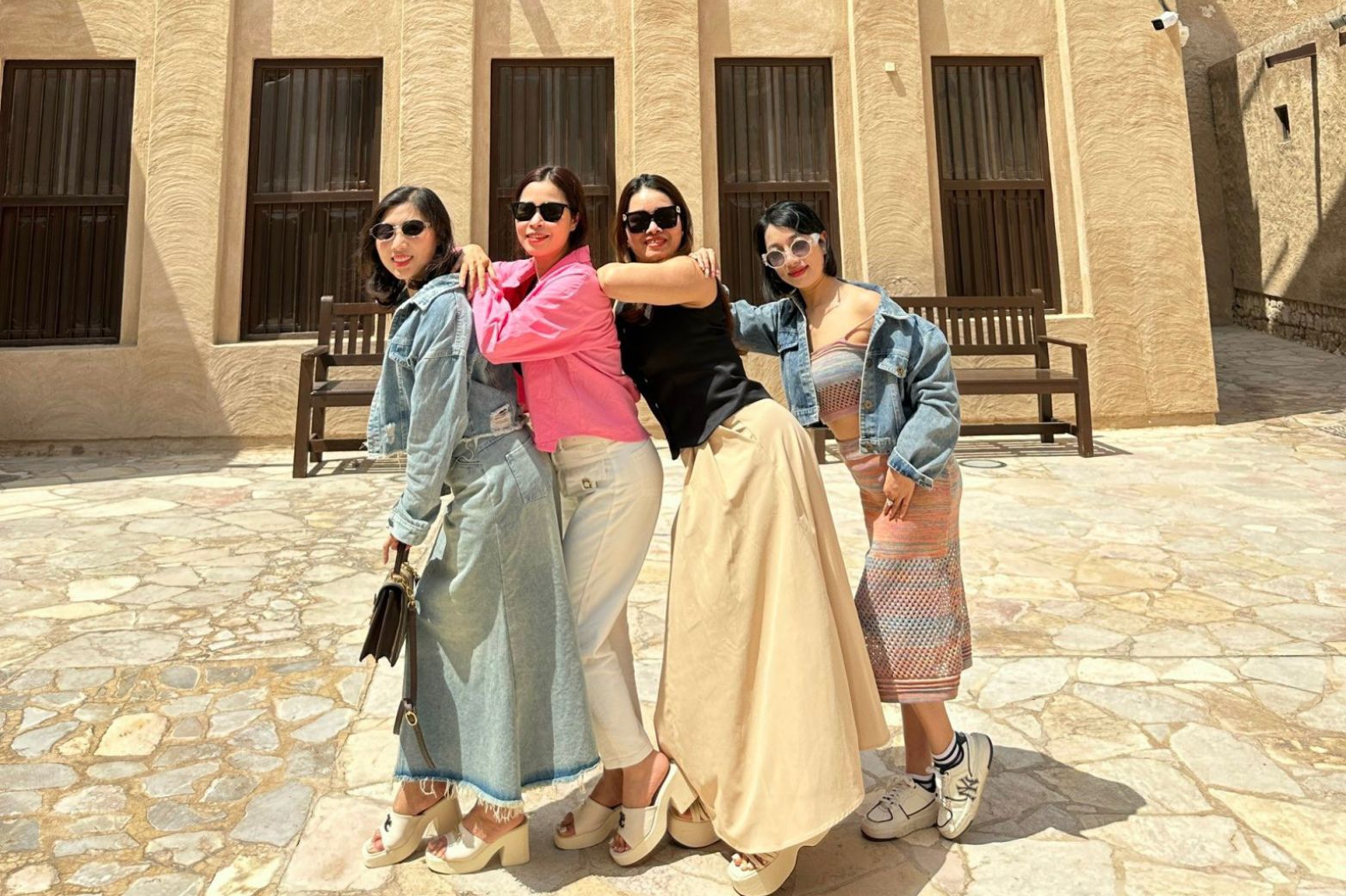 Tour Du Lịch Dubai - Sharjah - Abu Dhabi 6 Ngày 5 Đêm Bay Emirates Airlines