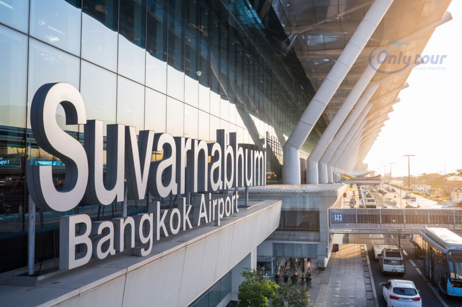 Sân bay Suvarnabhumi Bangkok